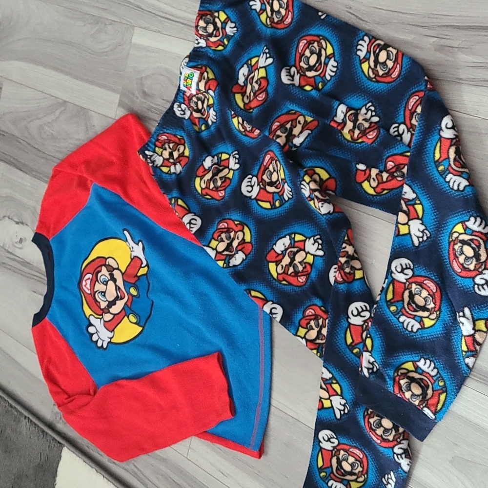 2pc Super Mario Fleece PJ Set